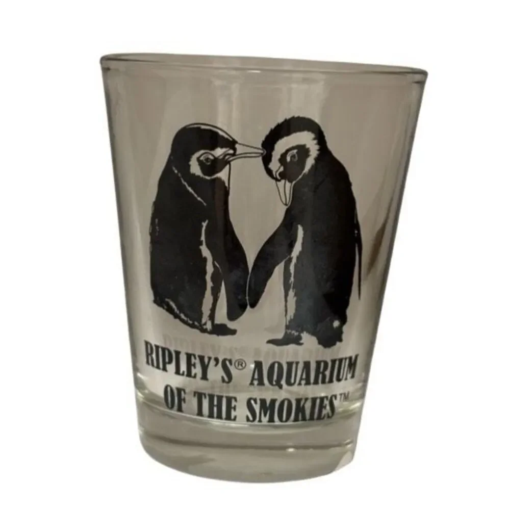 Ripley’s Aquarium Of The Smokies Gatlinburg Tennessee Shot Glass